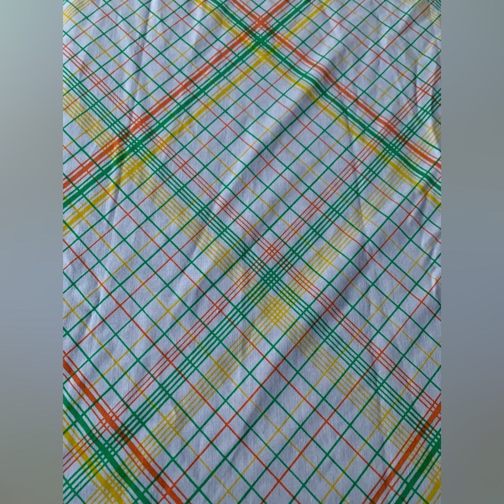 Vintage 1975 Tastemaster "Crossworks" Flat Sheet for Double/Full Bed **